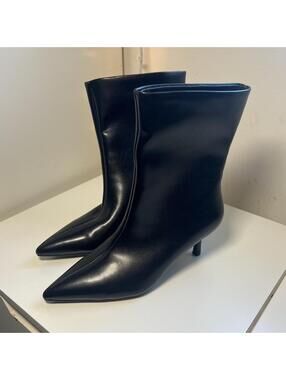 Modatope Black Pleather Kitten Heel Ankle Boots